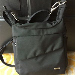New Travelon Crossbody Anti-Theft Bag